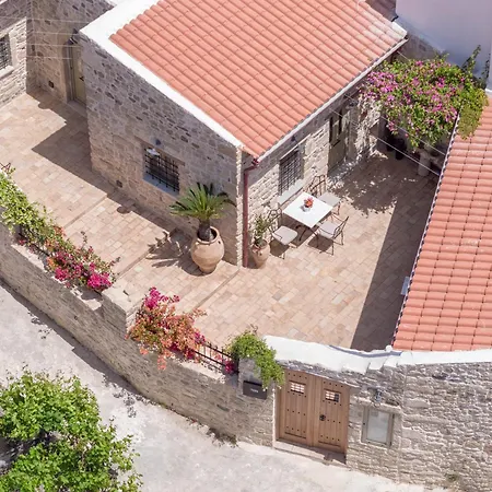 St.ten Stone Built Village