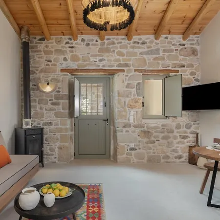 Hotel St.ten Stone Built Village