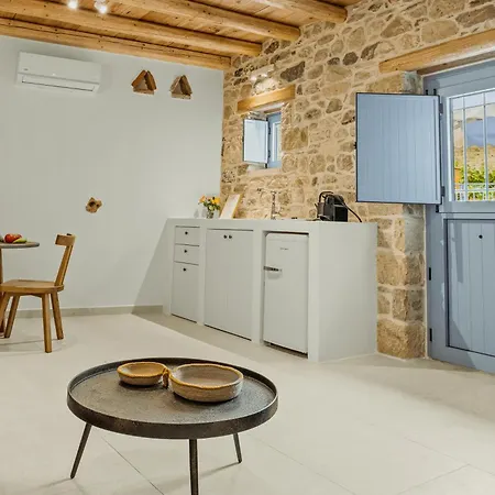 St.ten Stone Built Village Hotel *